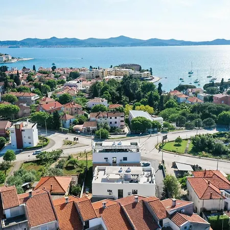 Premium Ventus Rosa - Mistral Garden アパート