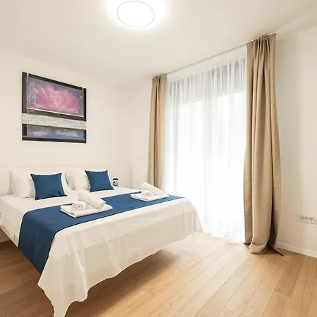 Premium Ventus Rosa - Mistral Garden Apartment Zadar