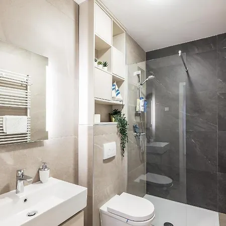 Premium Ventus Rosa - Mistral Garden Apartment Zadar