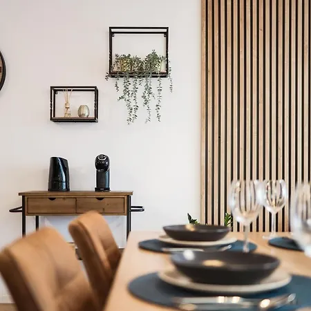 Premium Ventus Rosa - Mistral Garden ザダル